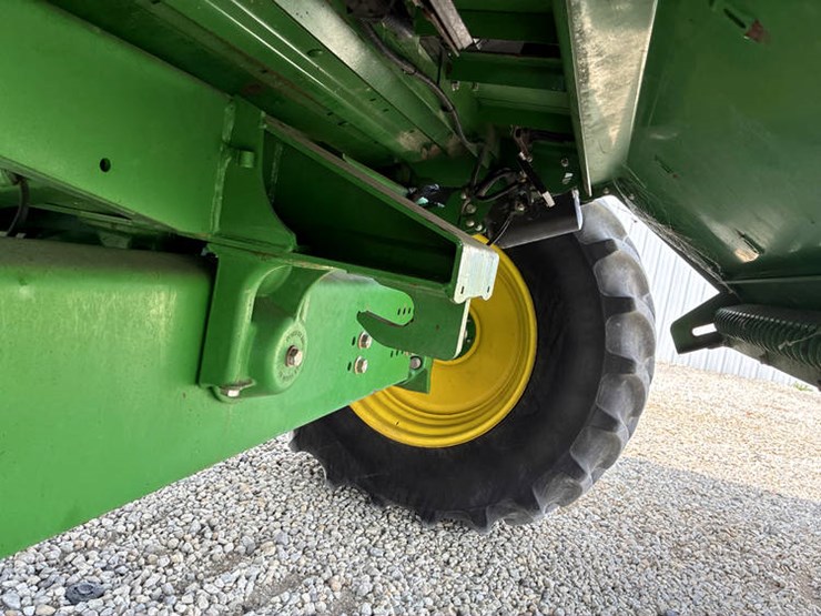 2012-john-deere-s660-image-48