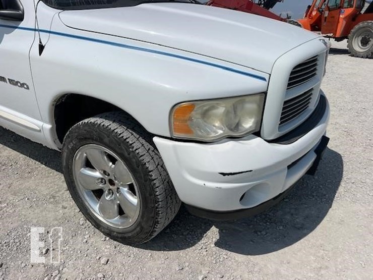 2004-dodge-ram-1500-image-10