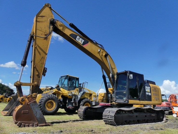 caterpillar-330fl-image-1