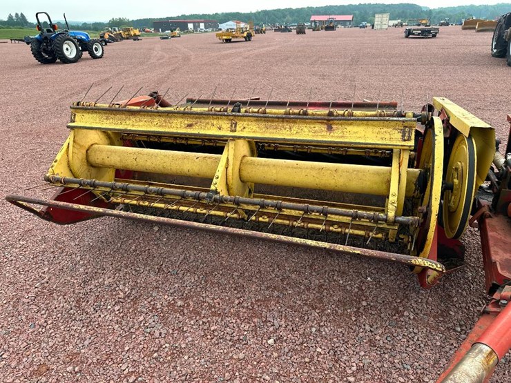 new-holland-467-image-8