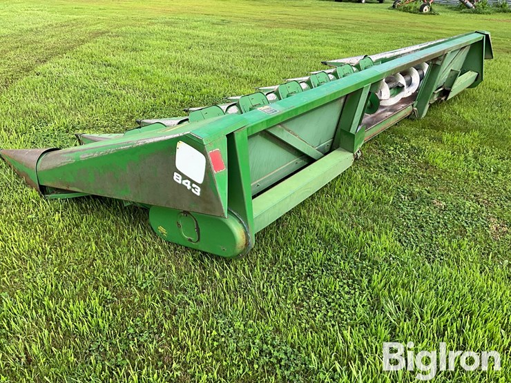 john-deere-843-image-7