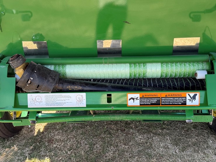 2021-john-deere-450e-image-20