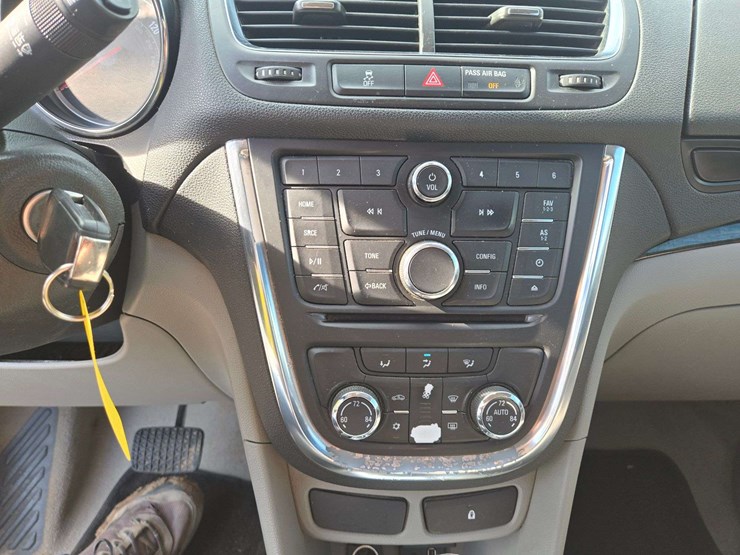 2014-buick-encore-image-16