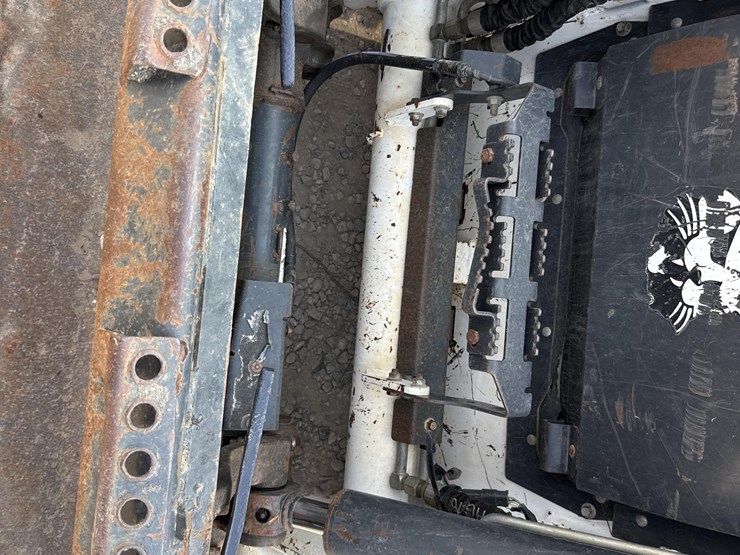 2022-bobcat-t66-image-15