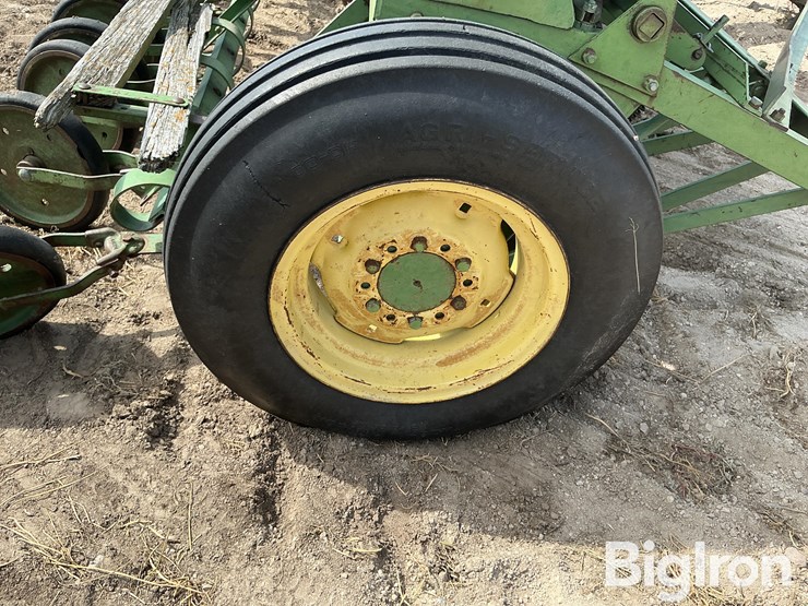 john-deere-10-image-20
