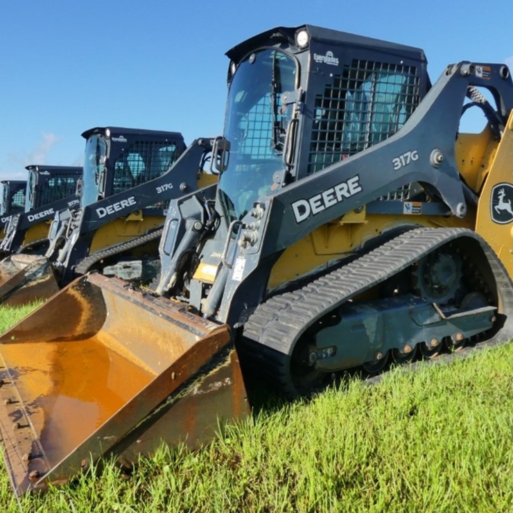 DEERE 317G