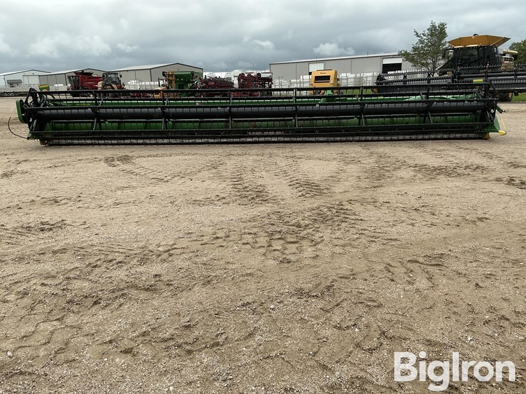 2011-john-deere-635f-image-2