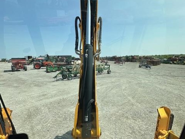 2016-jcb-3cx-eco-image-35