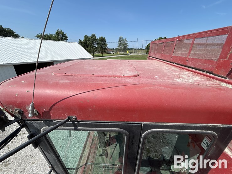 1994-case-ih-1688-image-16