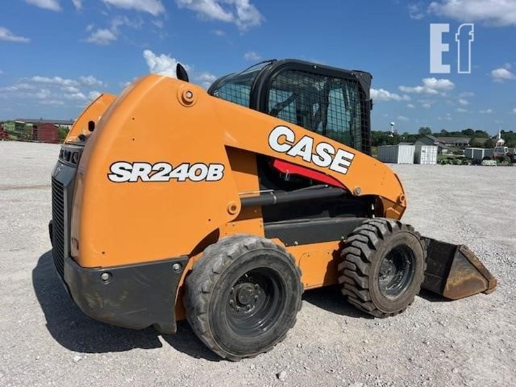 2022-case-sr240b-image-3