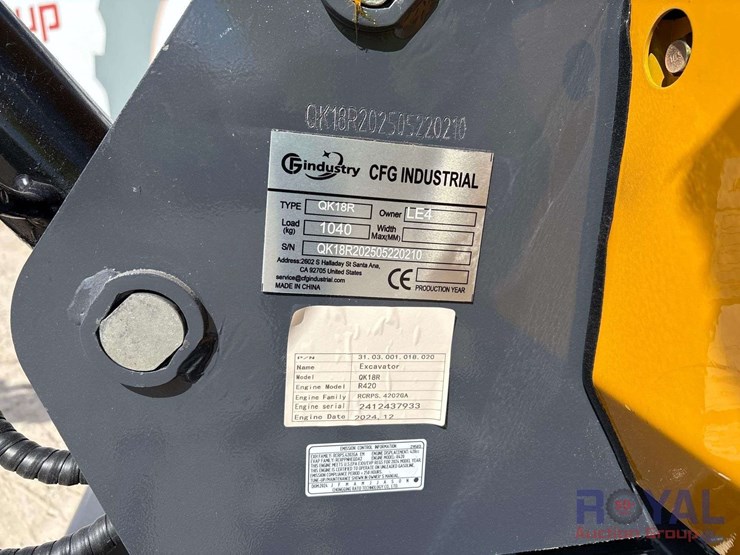 unused-2025-cfg-qk18r-mini-excavator-image-5