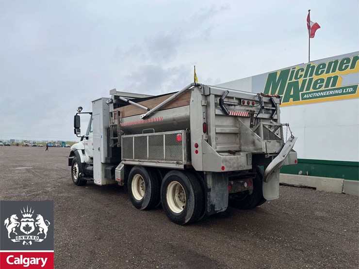 2011-international-workstar-7500-image-10