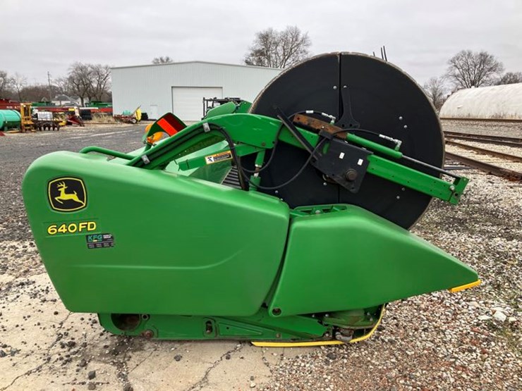 2013-john-deere-640fd-image-31