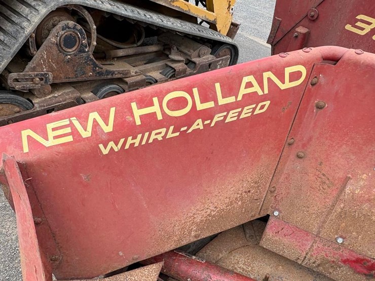 new-holland-30-image-5