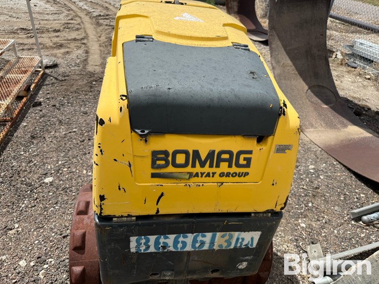 2011-bomag-bmp8500-image-6