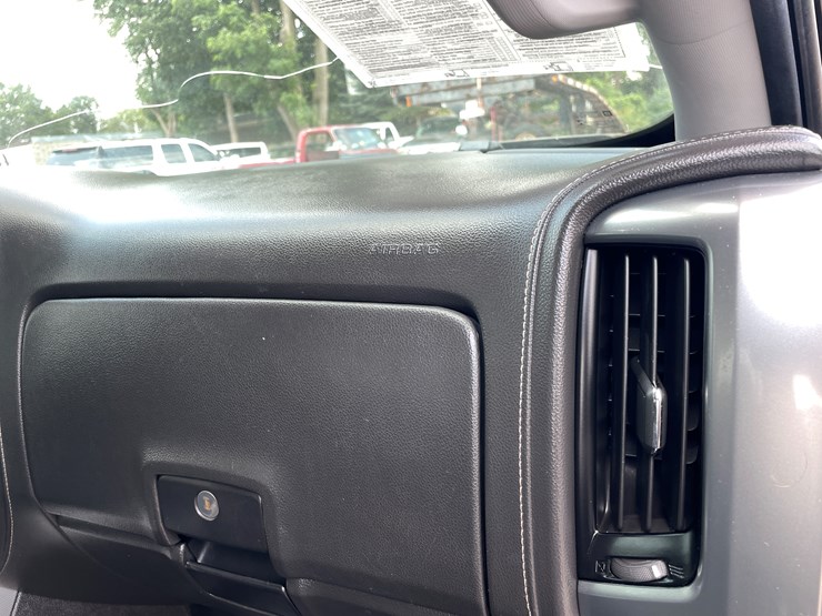 2018-chevrolet-silverado-1500-z71-image-67
