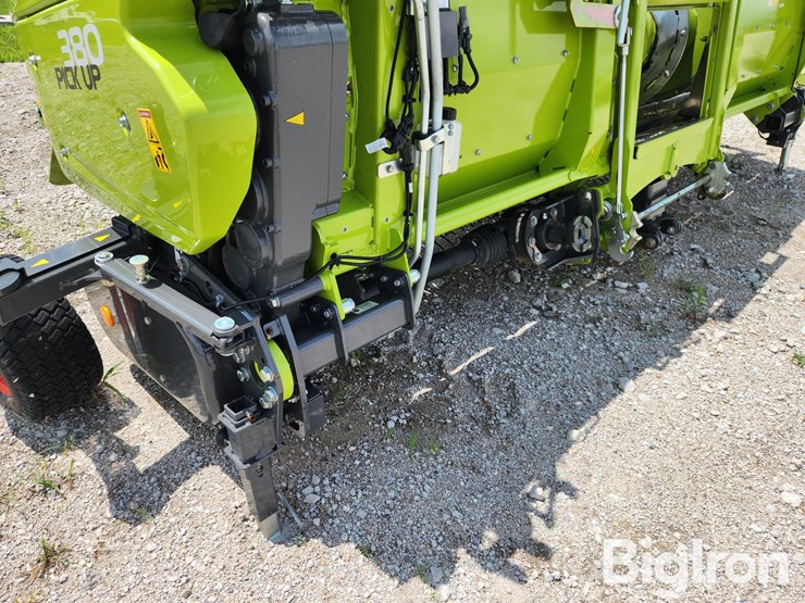 2022-claas-380-image-17