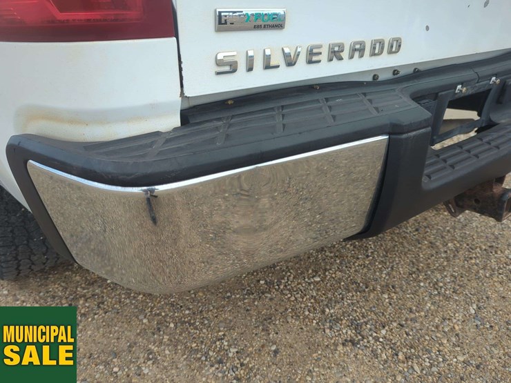 2011-chevrolet-silverado-1500-image-32