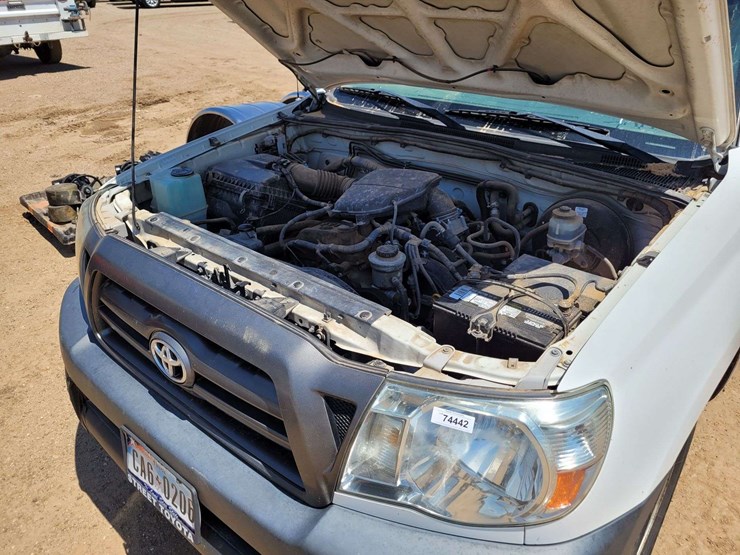2009-toyota-tacoma-image-12