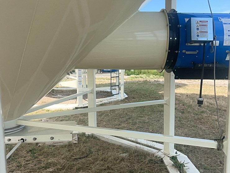 concept-5,000-bushel-hopper-bin,-fully-equipped-with-agi-grainguard-10-hp-bin-fan-with-three-phase-electric-motor-image-27