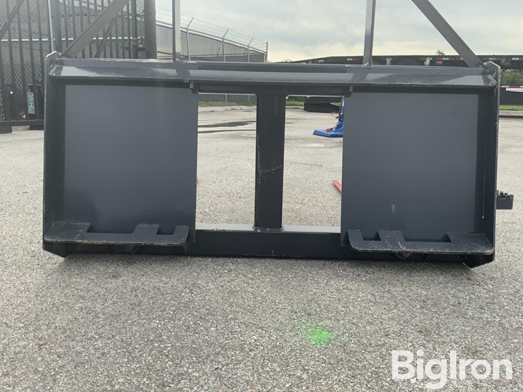 2025-land-honor-bs-12-2500g-skid-steer-bale-spear-image-10