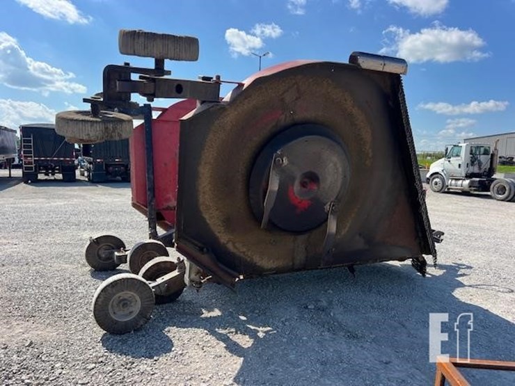 bush-hog-2720-image-7