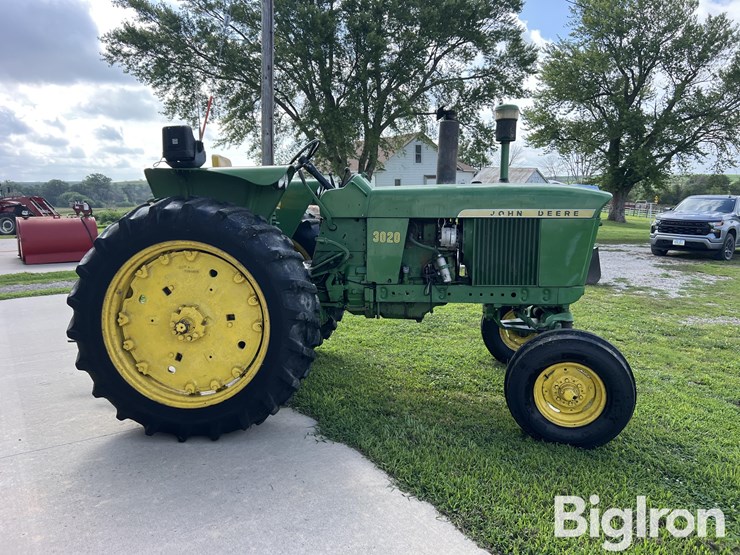 1967-john-deere-3020-image-3