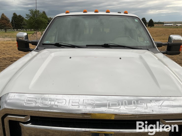2012-ford-f250-lariat-image-10