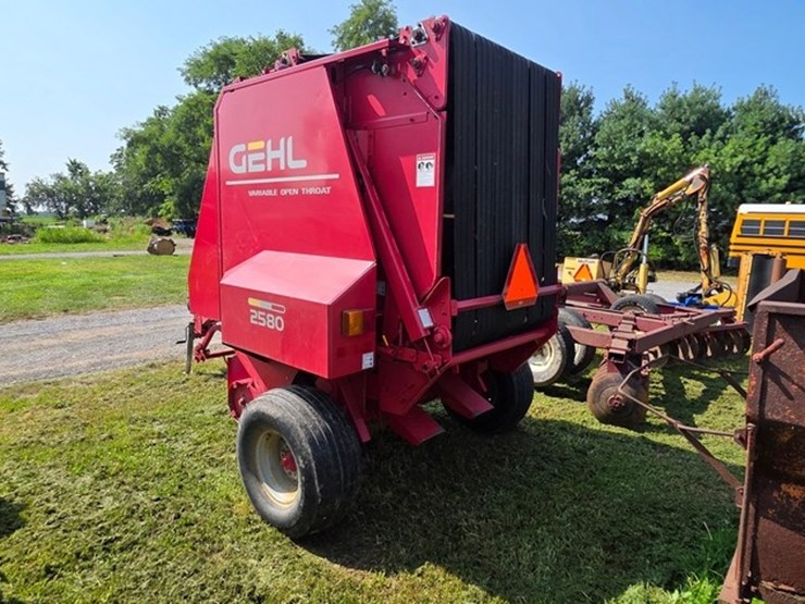 gehl-2580-image-3