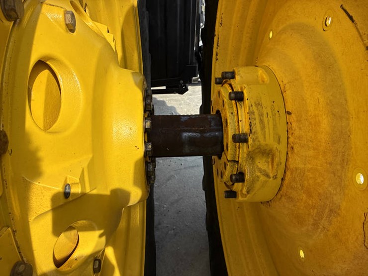 2018-john-deere-8370r-image-65