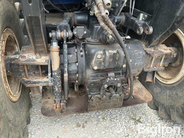 2013-new-holland-ts6.120-image-9