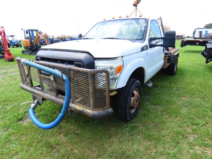 2011-ford-f350-xl-image-2