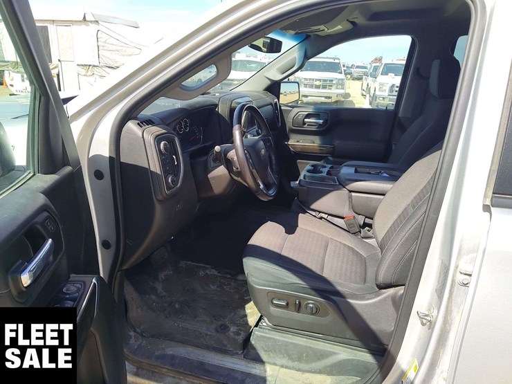 2019-chevrolet-silverado-1500-image-13