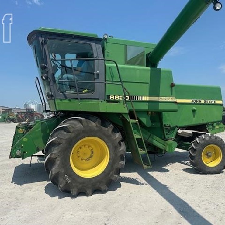 1988 JOHN DEERE 8820