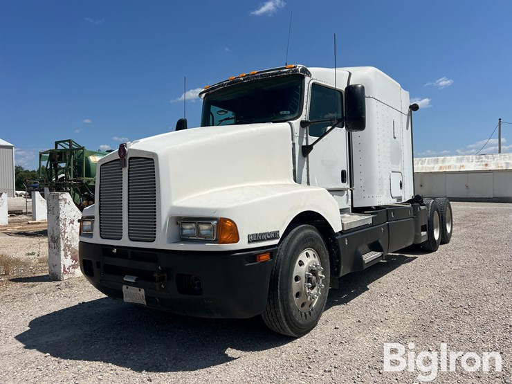 2006-kenworth-t600-image-1