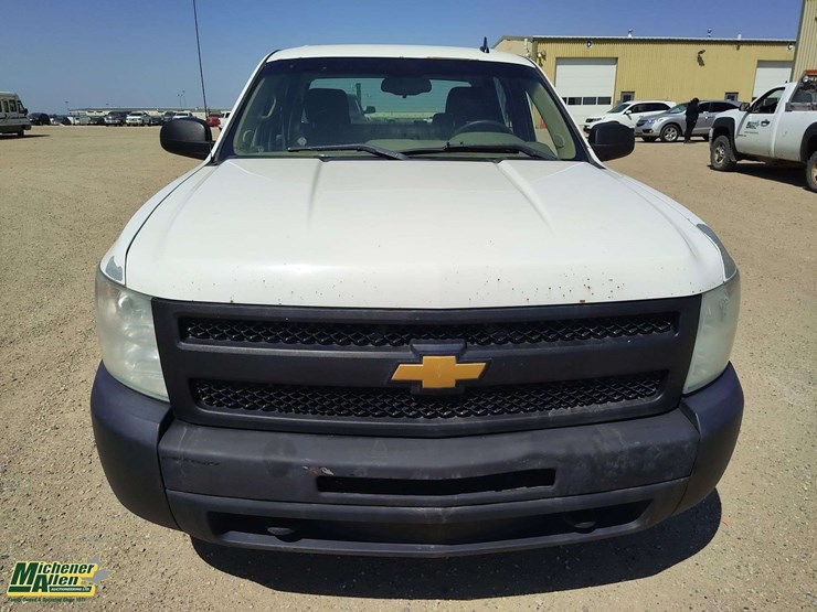 2013-chevrolet-silverado-1500-image-27