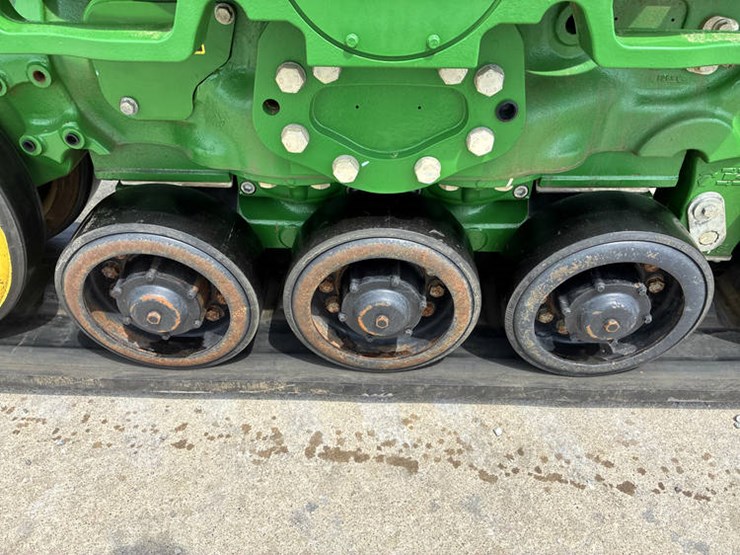 2021-john-deere-8rx-310-image-61
