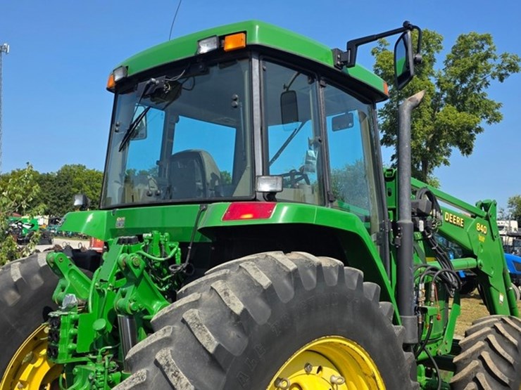 john-deere-7810-image-21