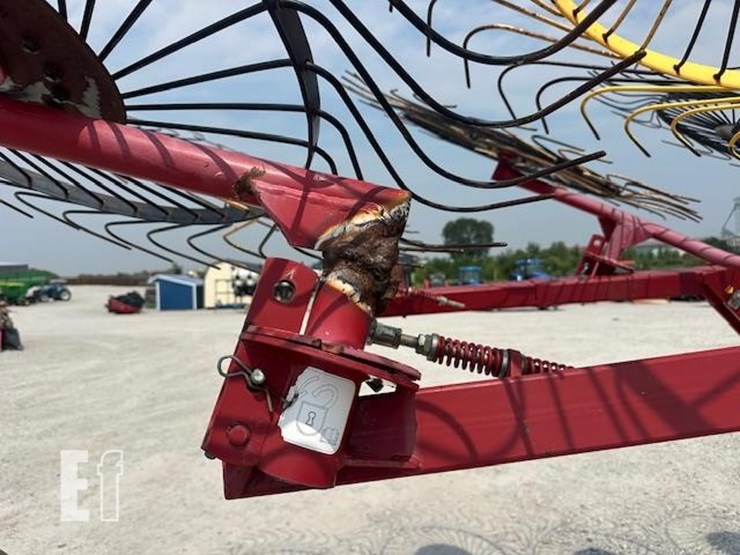 2010-case-ih-wr101-image-11