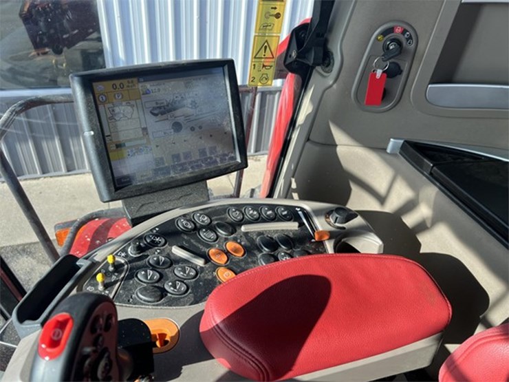 2022-case-ih-8250-image-38