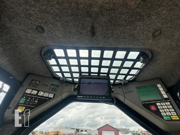 2008-bobcat-t300-image-29