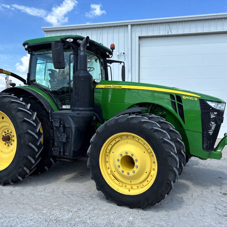 2018 JOHN DEERE 8400R