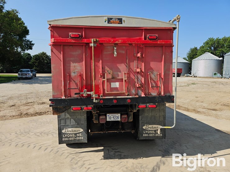 2001-kenworth-t300-image-6