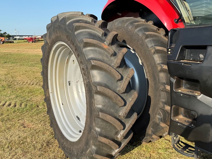 2022-case-ih-magnum-340-image-5