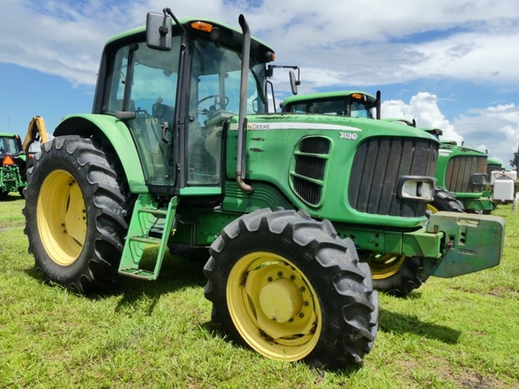 john-deere-7130-image-1