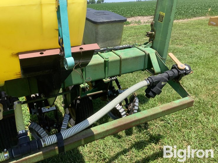 john-deere-7000-image-17