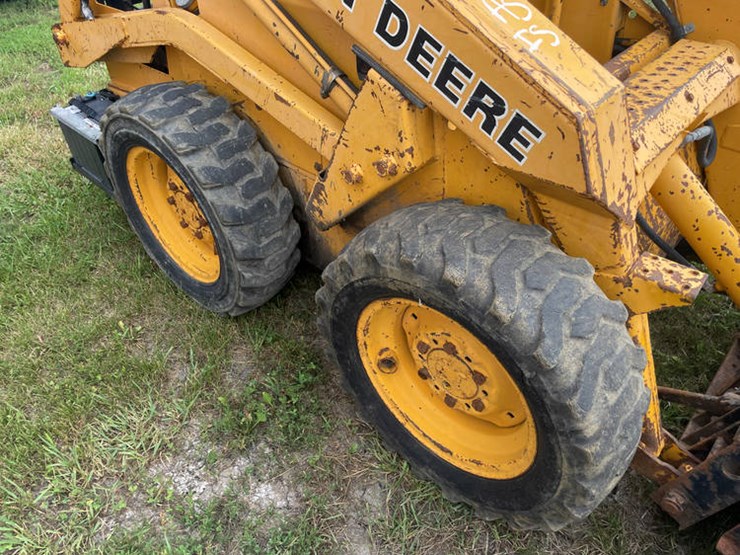 john-deere-570-image-5