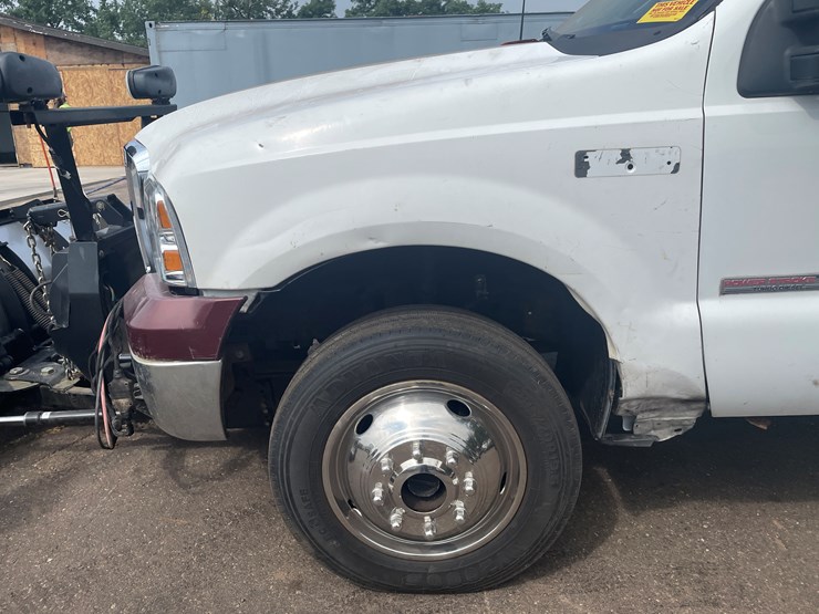 2003-ford-f550-image-8