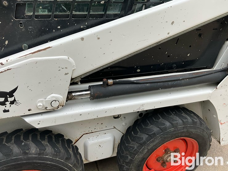 2010-bobcat-s70-image-10