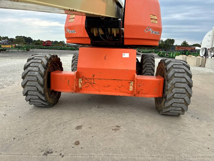jlg-600s-image-23